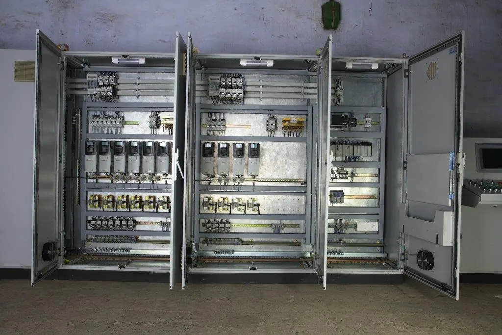 Open electrical panels fitted with variable-frequency drives and switchgear